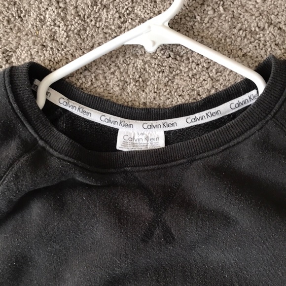 Calvin Klein Sweater - Picture 2 of 2